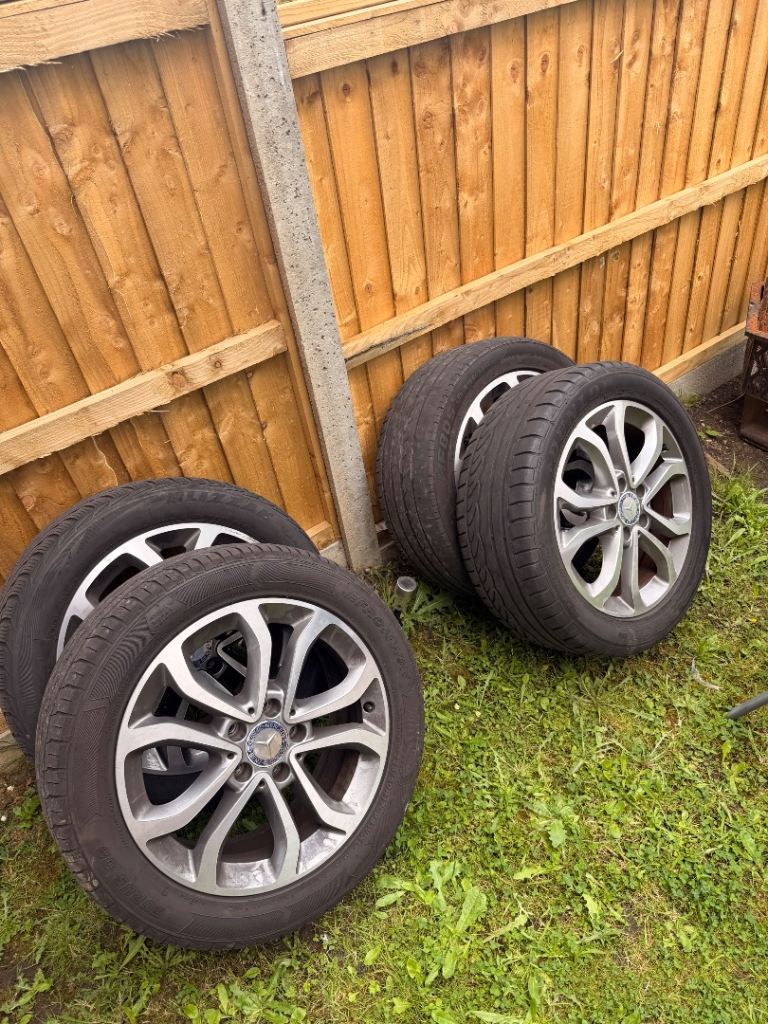 Mercedes C class alloys wheels 5x112 17 inch