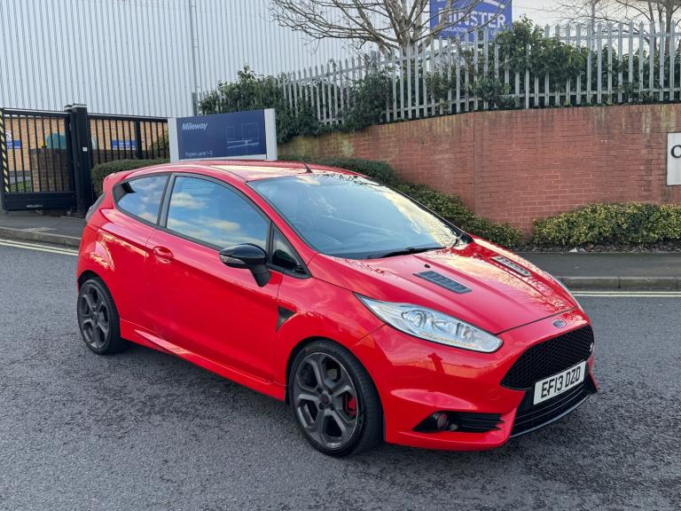 2013 Ford Fiesta 1.6 EcoBoost ST-2 3dr HATCHBACK Petrol Manual