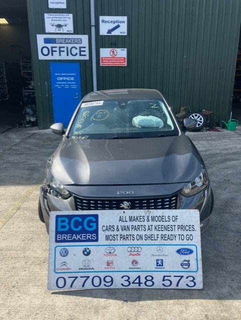 2021 peugeot 208 parts breaking 