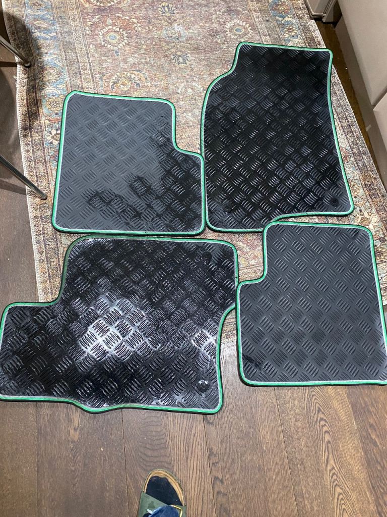 Fiat car mats