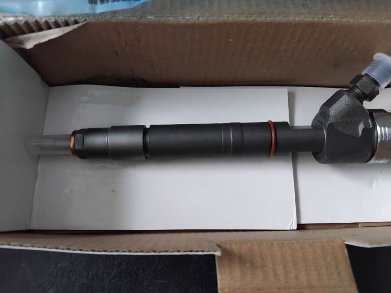 Mercedes e class w211 diesel injector 