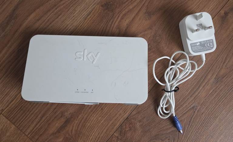 Sky Wifi Extender White - Working