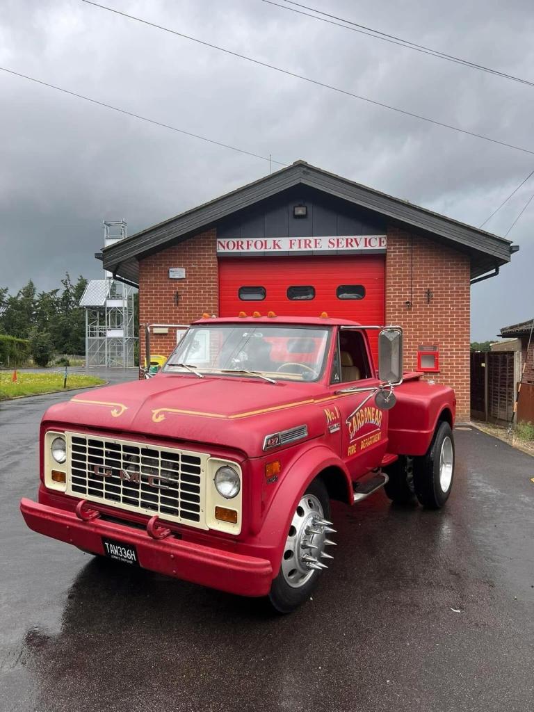 1970 GMC PICK UP TRUCK DUALLY LS SWAP - 6.0 - MEGA BUILD. CHEVY .