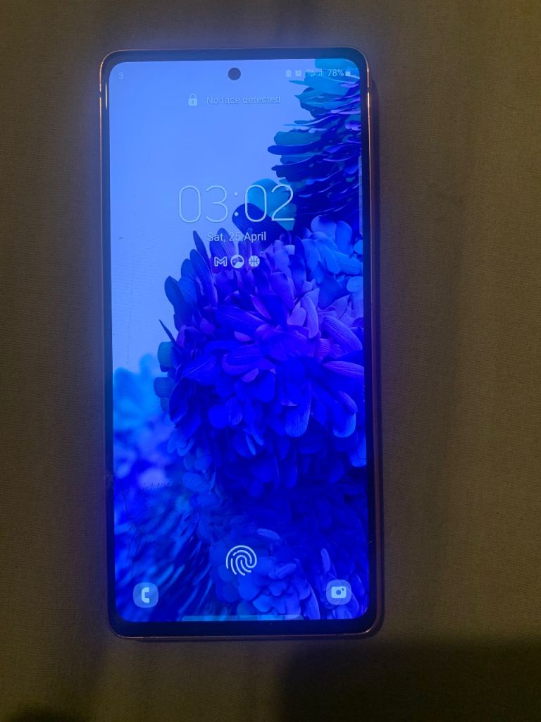 Samsung galaxy S20 FE 