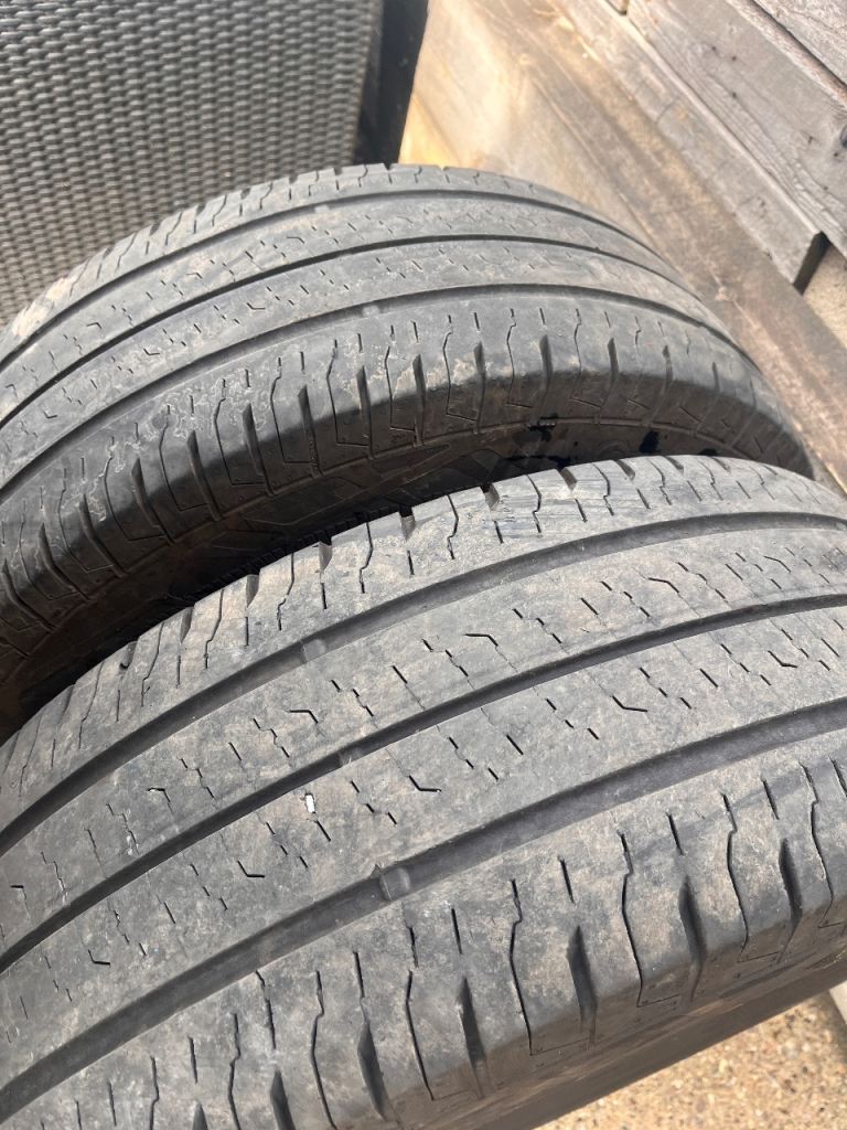2 continental Vancontact eco tyres. 3-4mm 235/65/16