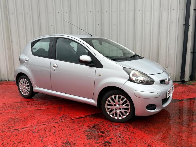 2009 Toyota AYGO Platinum Vvt-i Hatchback Petrol Manual