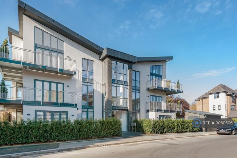 3 bedroom flat in Sensier House, Sutton, SM2 (3 bed) (#3060506)