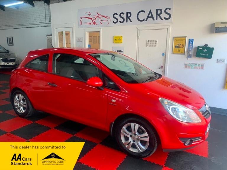 Vauxhall Corsa 1.2i 16v Energy Hatchback 3dr Petrol Manual (a/c) (124 g/km, 84 b