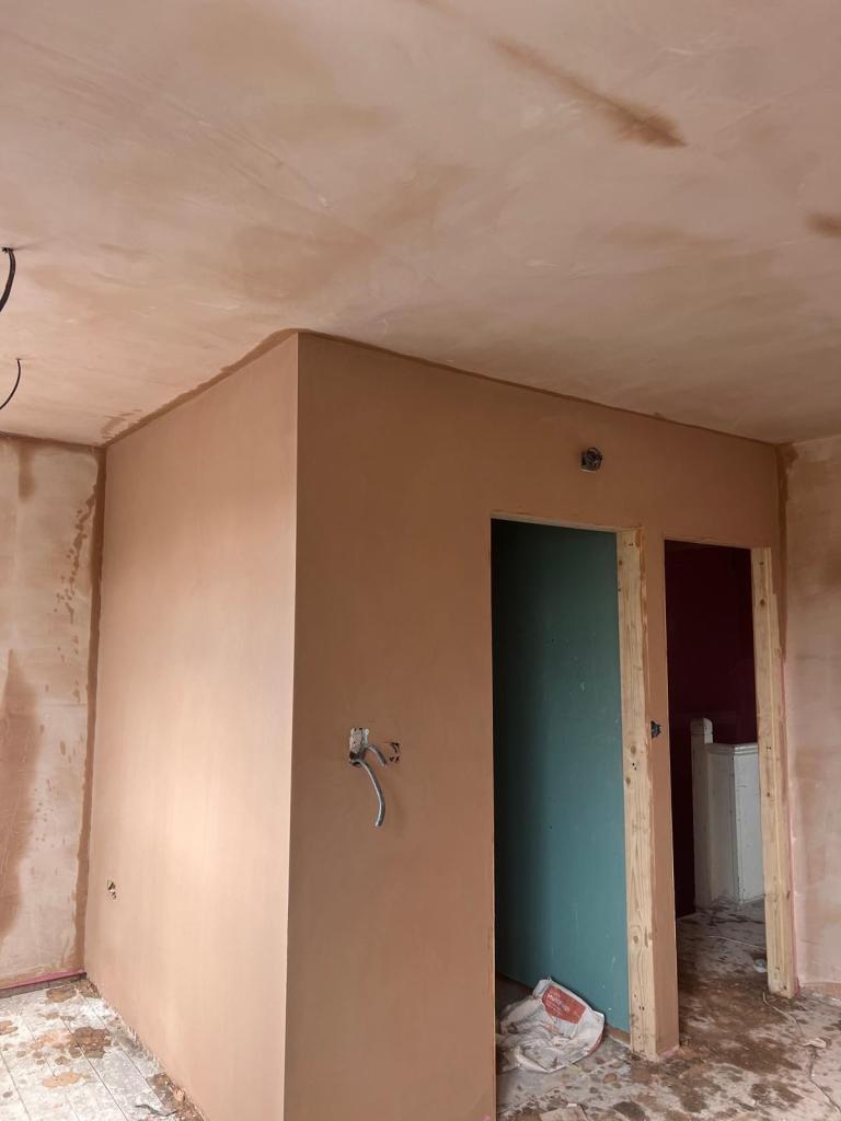 Skimming & tiles 