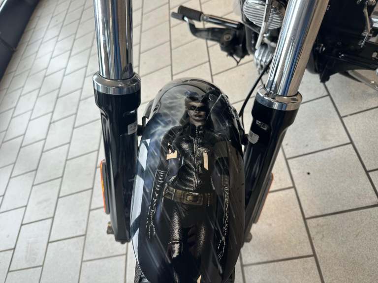 HARLEY-DAVIDSON SOFTAIL FXSB Breakout Black Manual Petrol 2013