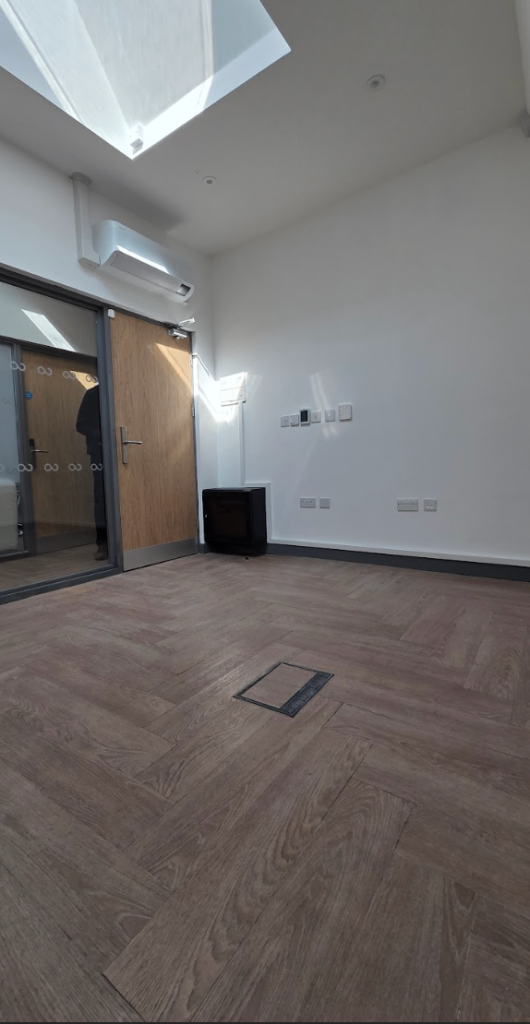 Hair or Beauty Studio to Rent in Corydon