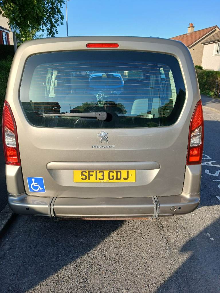 Peugeot, PARTNER TEPEE, MPV, 2013, Manual, 1560 (cc), 5 doors