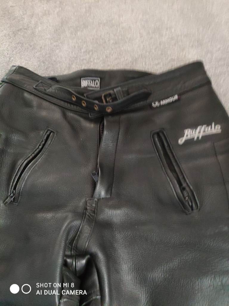 Motorcycle trousers 