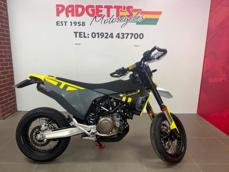 2023 Husqvarna 701 Supermoto 2023