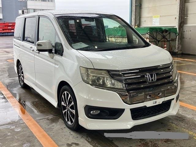 Honda stepwagon spada cool spirit 2.0 auto 7 seat 54K jap import 4.5grade -2013