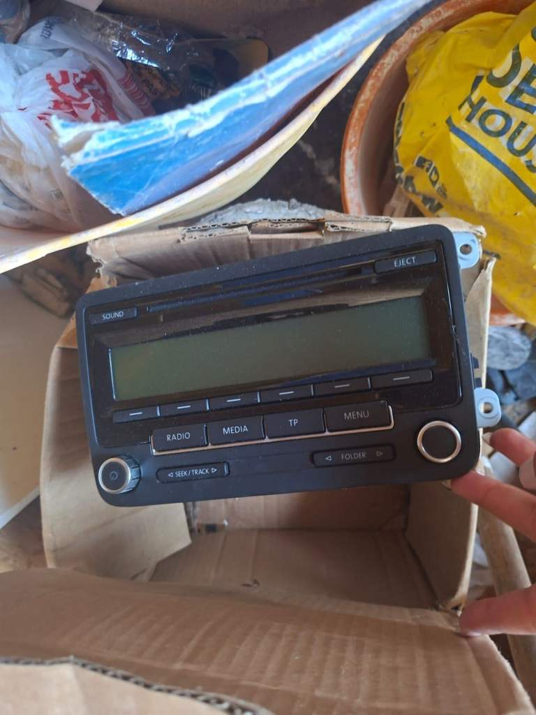Volkswagen Car Stereo Radio with Wiring Harness