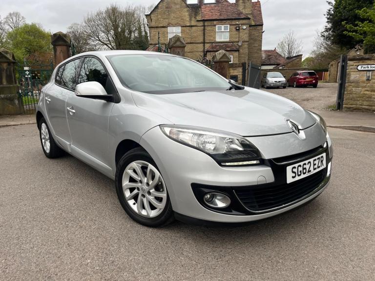 2012 Renault Megane 1.6 16V 110 Dynamique TomTom 5dr HATCHBACK PETROL Manual