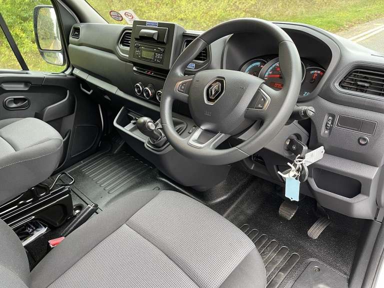 2021 Renault Master ZE 56KW FWD 3T1 L2 H2 ED MESS CREW CAB Unlisted Electric PANEL VAN Electric M...