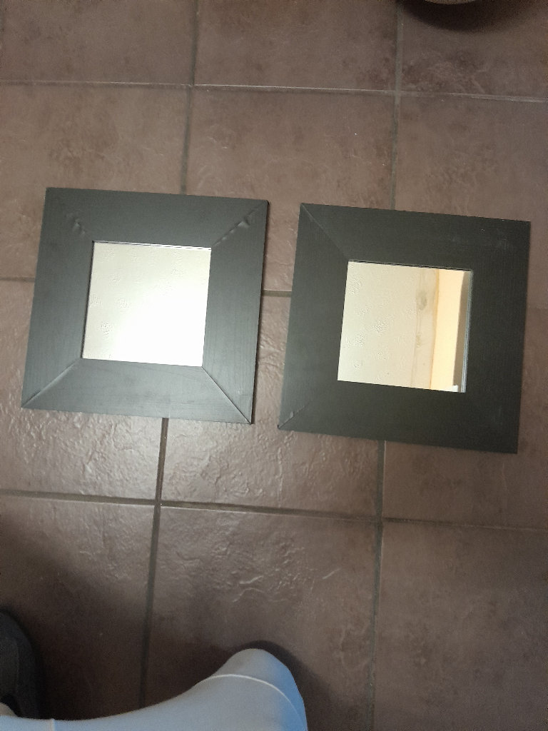 Mirror's 