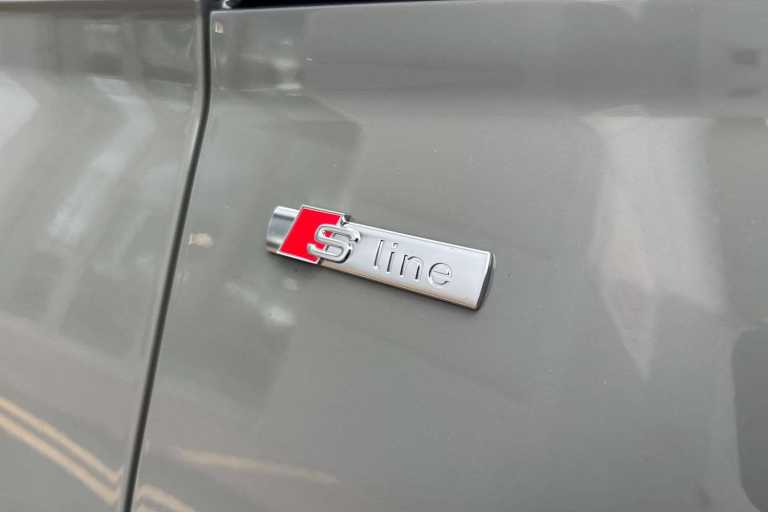 2022 Audi Q5 S Ln Vor 40Tdi Mhev Qu Saloon Diesel Automatic