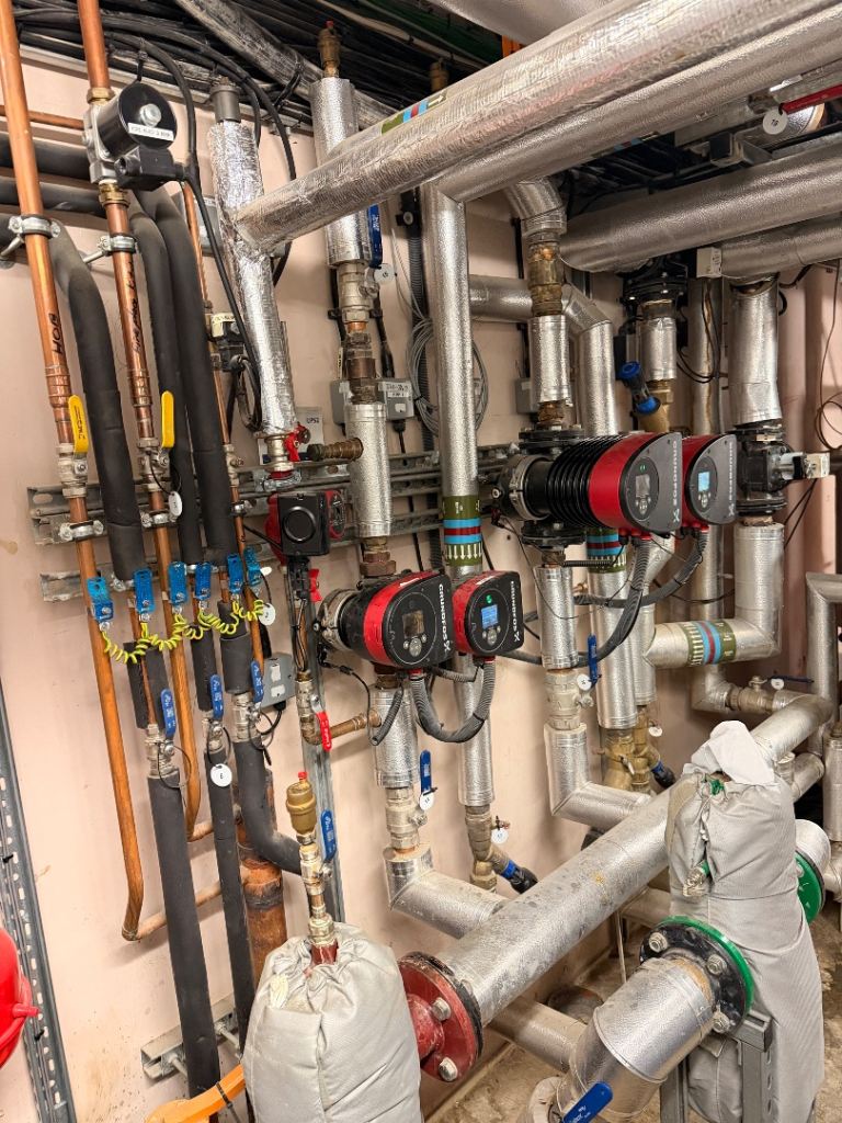 Commercial Gas Safe Engineer – Boiler Repairs, Servicing & Installations | London