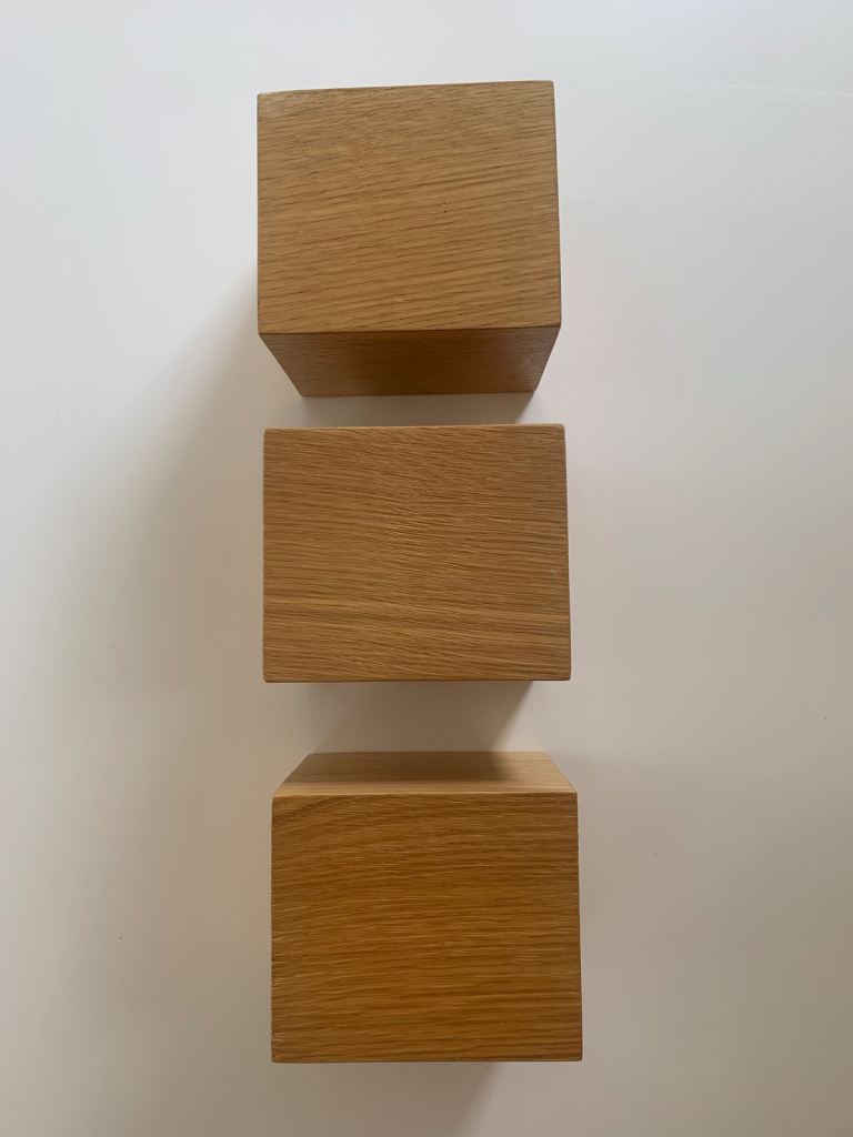 Light Oak Veneer solid wood cube shelves 