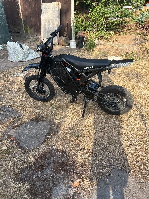 VIPCCO  Electric Bike – Black, Good Condition