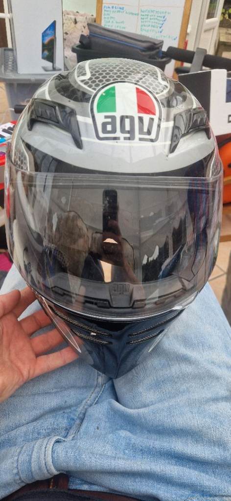 AGV Horizon Motorbike Helmet - Size M *** Cash on collection ***