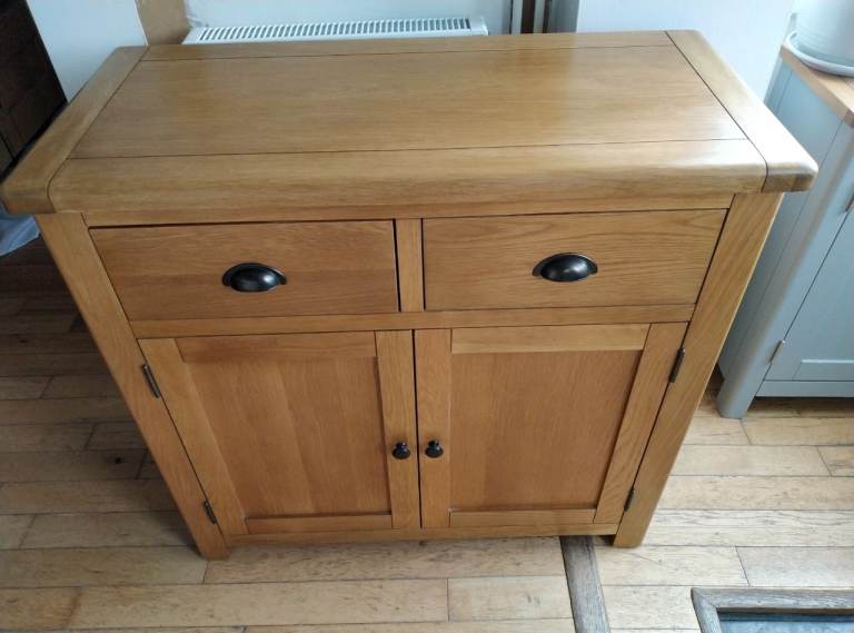 Oak Sideboard Approx 89 cm x 40 cm x 85 cm H