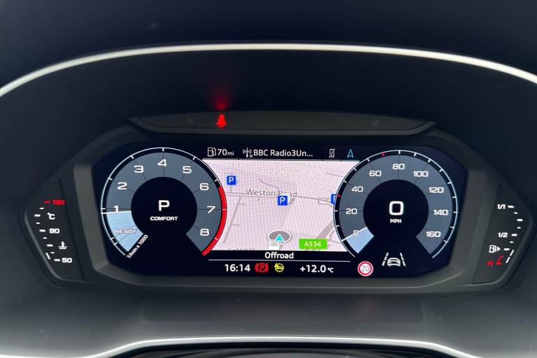 2022 Audi Q3 Black Edition 40 TFSI quattro 190 PS S tronic SUV PETROL Automatic