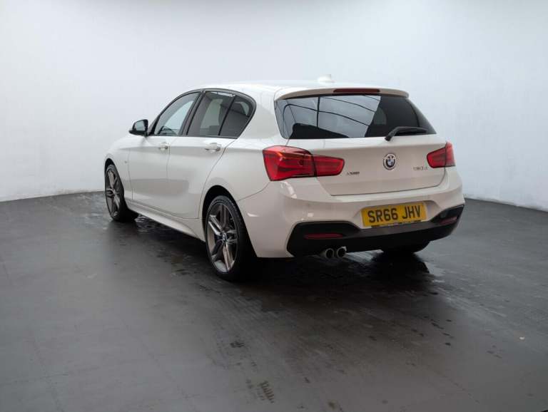 2016 BMW 1 Series 120d xDrive M Sport 5dr [Nav] Step Auto HATCHBACK DIESEL Automatic