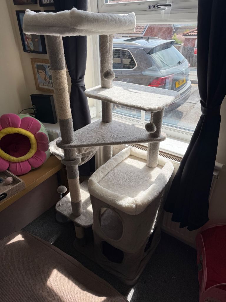 Cat tower