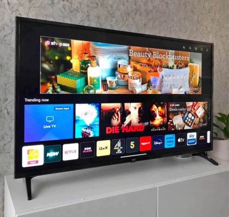 49” 4K LG Smart WiFi   Ultra Hd led tv   Airplay   Excellent condition
