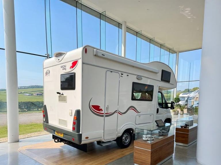2016 Bela Easy Macau 2.2 Diesel 5 Berth
