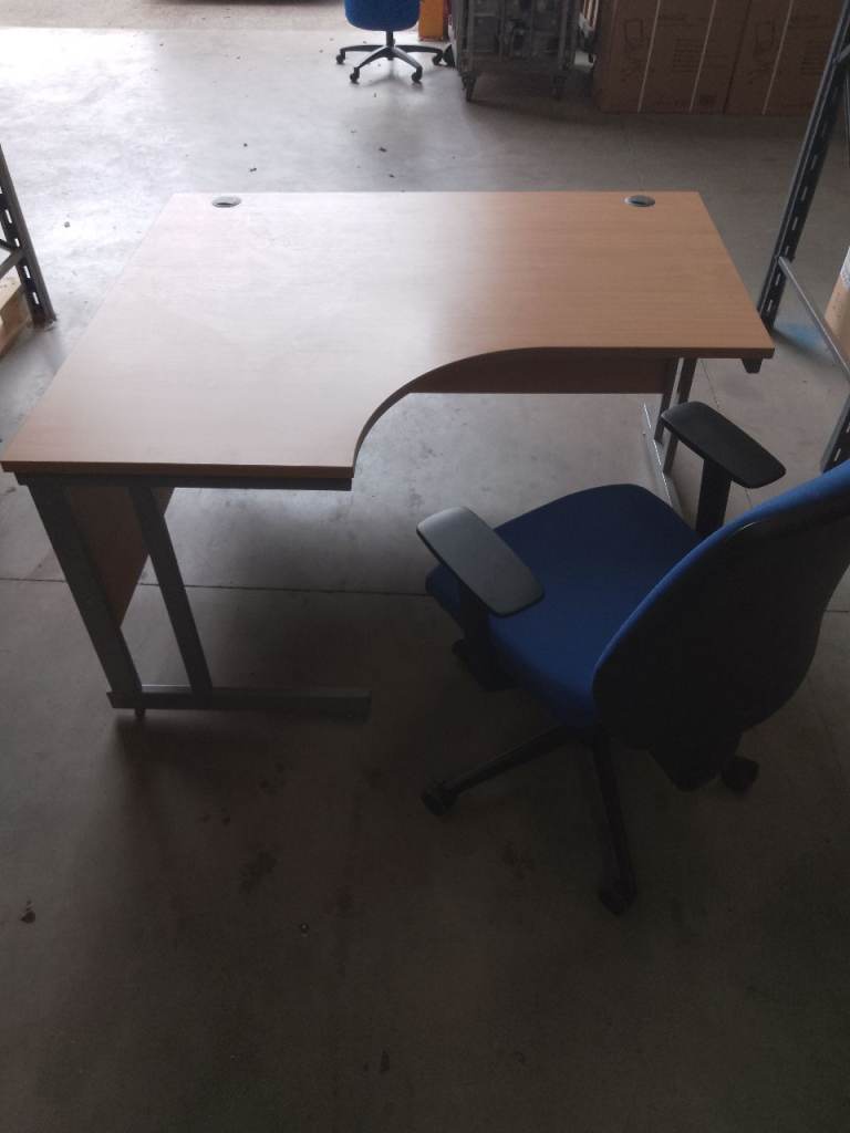 Corner Office Desk with Blue Swivel Chair – Good Condition