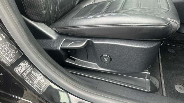 2022 Ford Puma 1.0T EcoBoost MHEV ST-Line Vignale DCT Euro 6 (s/s) 5dr Automatic SUV Hybrid Autom...