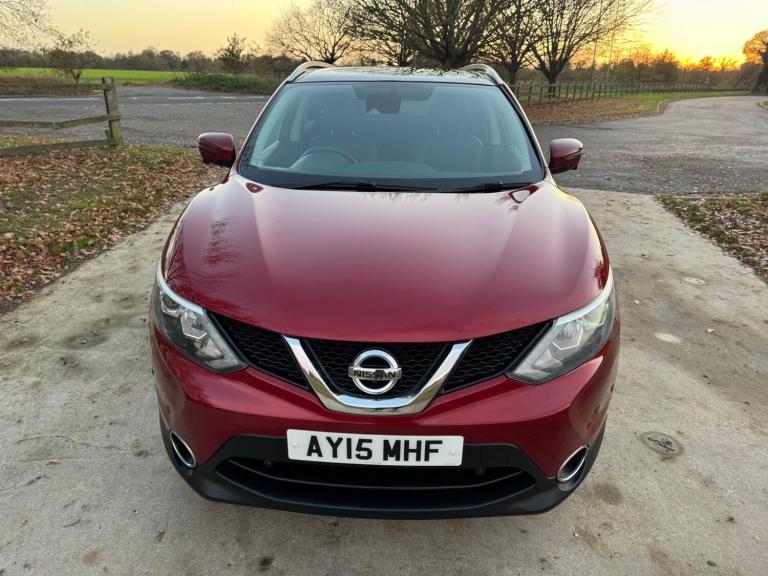 2015 Nissan Qashqai 1.6 dCi Tekna 5dr HATCHBACK Diesel Manual