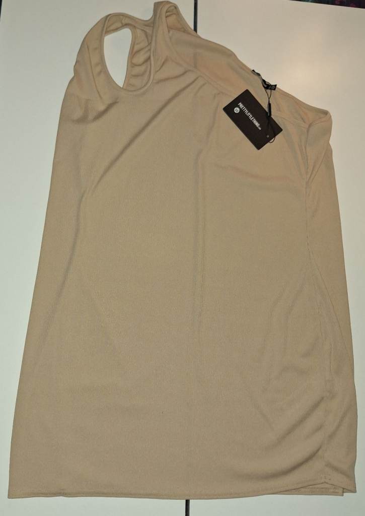 PrettyLittleThing Plus Stone Rib Cut Out One Shoulder Midi Dress in a UK size 26