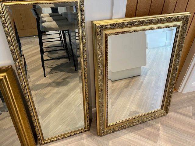 mirrows /dressing table mirrows / c/d rack solid wood barkers  all you see  in pictures £25