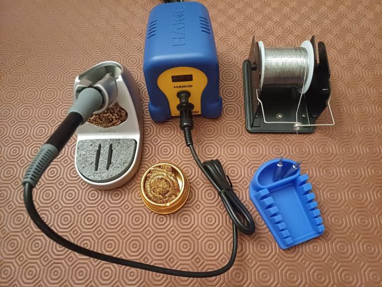 Hakko FX-888DX Digital Soldering Station Bundle - BRAND NEW + Kester 63/37 Solder
