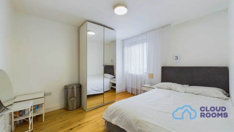 . 💜 Room for Rent | Ideal Living 🌟