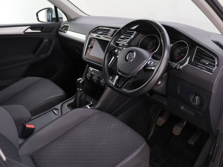 2019 Volkswagen Tiguan 1.5 TSI EVO SE SUV 5dr Petrol Manual Euro 6 (s/s) (150 ps) ESTATE Petrol M...