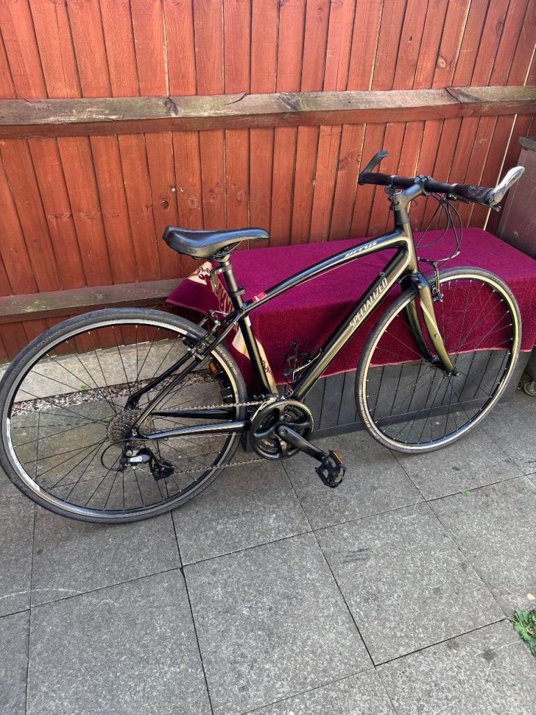 Specialized Sirrus Hybrid Bike M Black (A1 17.5 Frame/700c Wheels/24 Speeds)