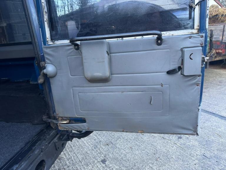 2000 Land Rover Defender Hard Top Td5 PANEL VAN DIESEL Manual