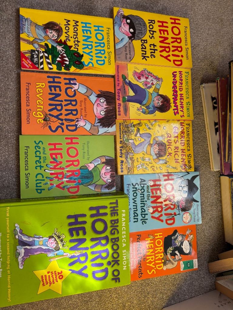 Horrid Henry books collection 