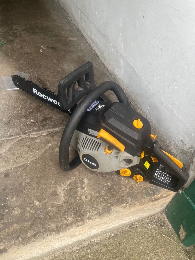Titan chainsaw