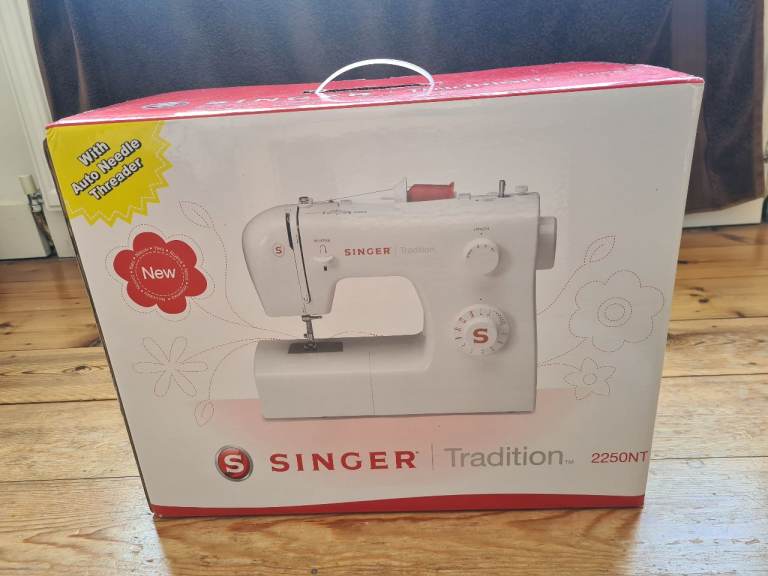 Brand new - Singer sewing machine