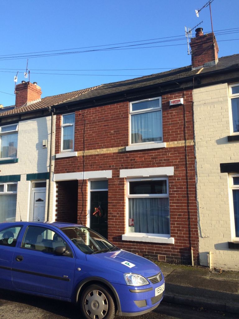 Lovely house for two in crookes! Available from 1st july 2026