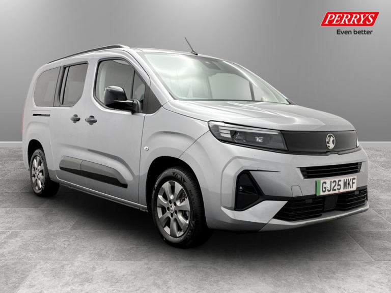 2025 Vauxhall Combo Life Combo Life 100kW Ultimate XL 50kWh 5dr Auto Estate Estate ELECTRIC Autom...