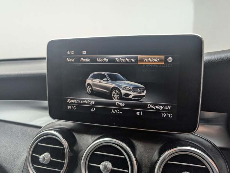 2019 Mercedes-Benz GLC 2.0 GLC250 AMG Line (Premium Plus) SUV 5dr Petrol G-Tronic+ 4MATIC Euro 6 ...